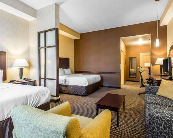 Suite - Comfort Suites La Puente