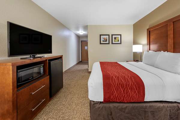 - Comfort Inn Fontana - I-15, Exit 113