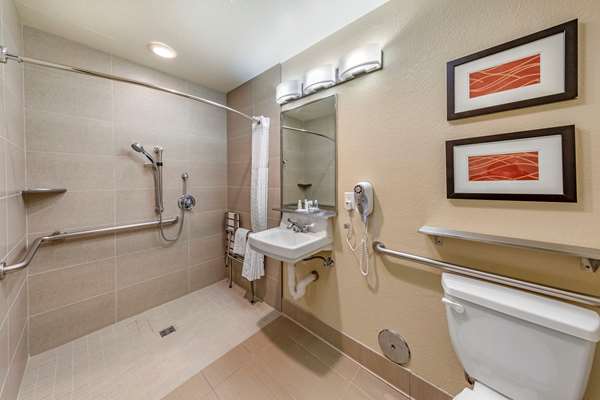  - Comfort Inn Fontana - I-15, Exit 113
