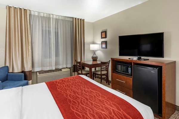  - Comfort Inn Fontana - I-15, Exit 113