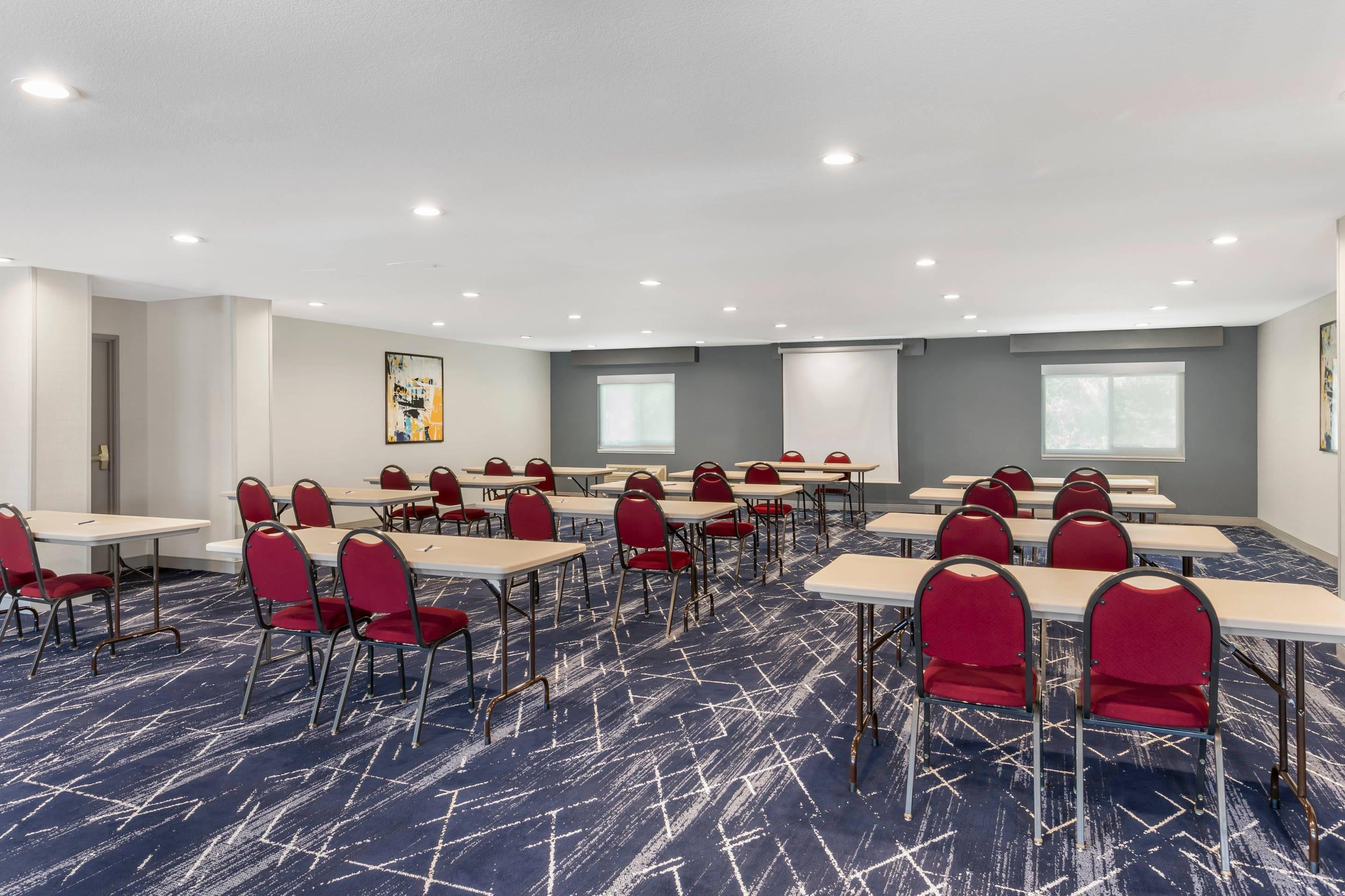 Meeting room | Comfort Inn Fontana