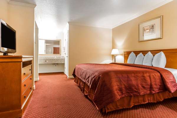 Suite - Quality Inn & Suites Gilroy