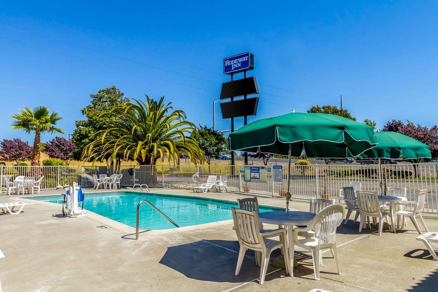 Rodeway Inn Rohnert Park, CA See Discounts