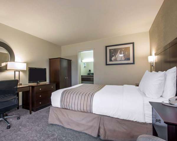  - Rodeway Inn Convention Center Los Angeles