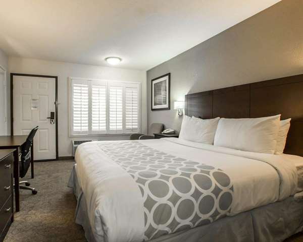  - Rodeway Inn Convention Center Los Angeles