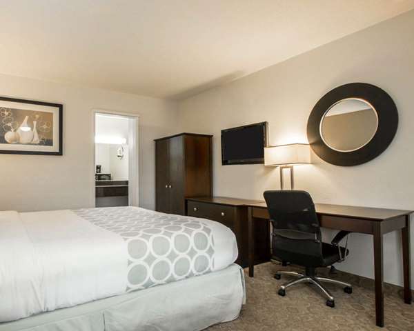  - Rodeway Inn Convention Center Los Angeles