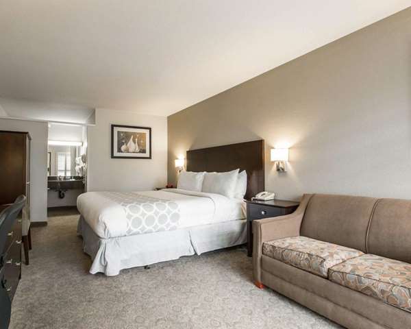  - Rodeway Inn Convention Center Los Angeles