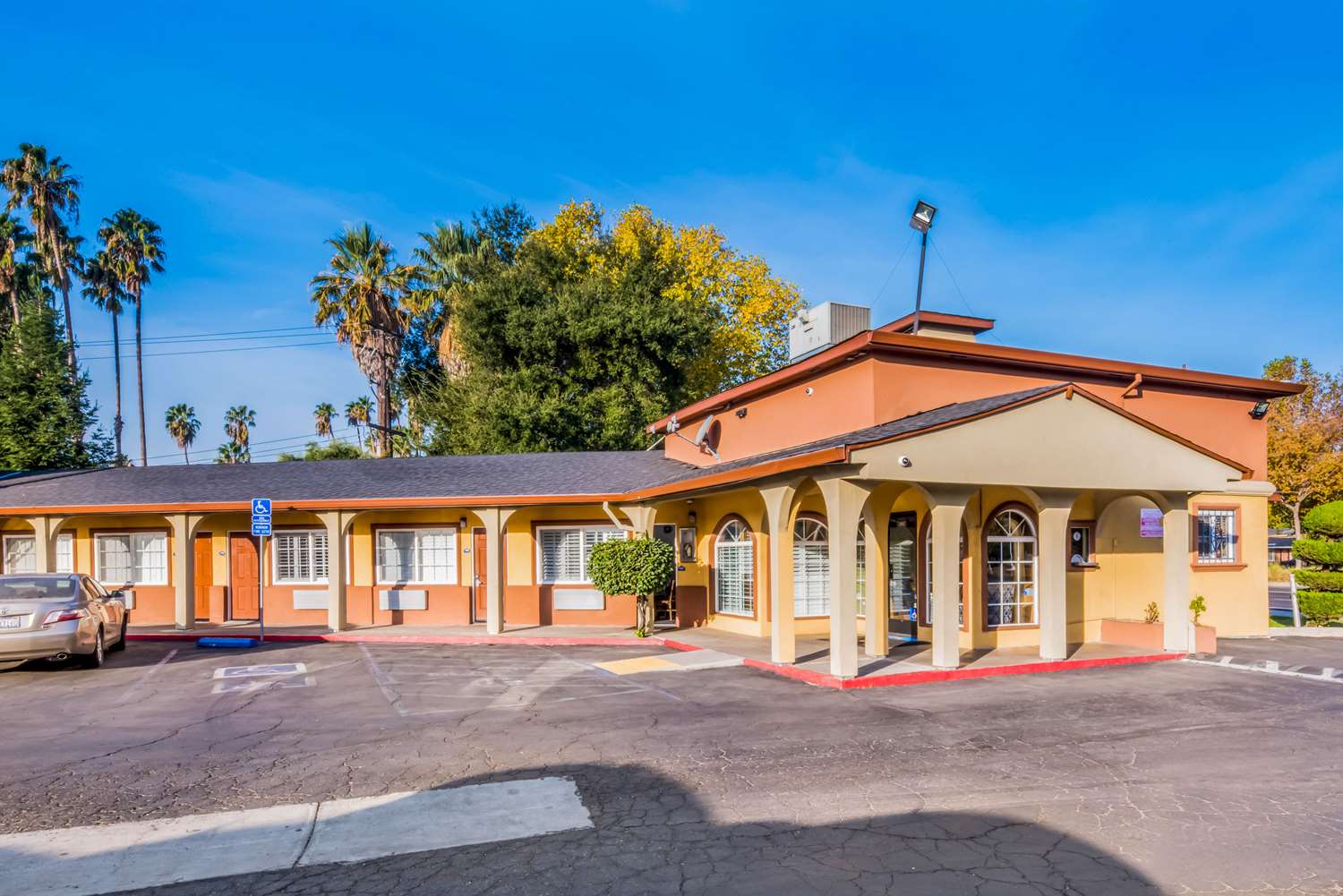 Rodeway Inn West Sacramento, CA See Discounts