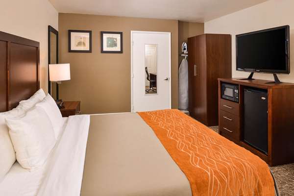  - Comfort Inn & Suites Rancho Cordova