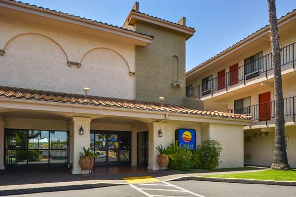 Exterior view - Comfort Inn & Suites Rancho Cordova