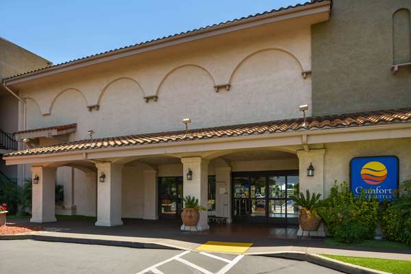 Exterior view - Comfort Inn & Suites Rancho Cordova