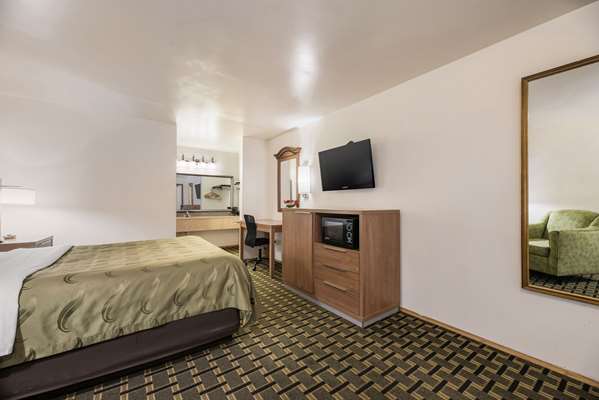  - Quality Inn King City