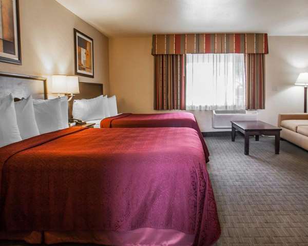 Suite - Quality Inn & Suites Anaheim - I-5, Exit 109