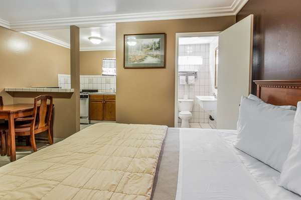  - Rodeway Inn Ventura