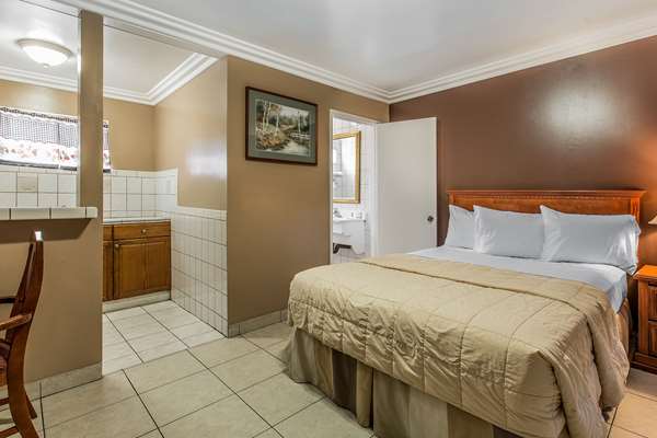  - Rodeway Inn Ventura