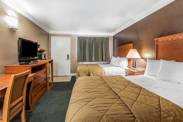  - Rodeway Inn Ventura