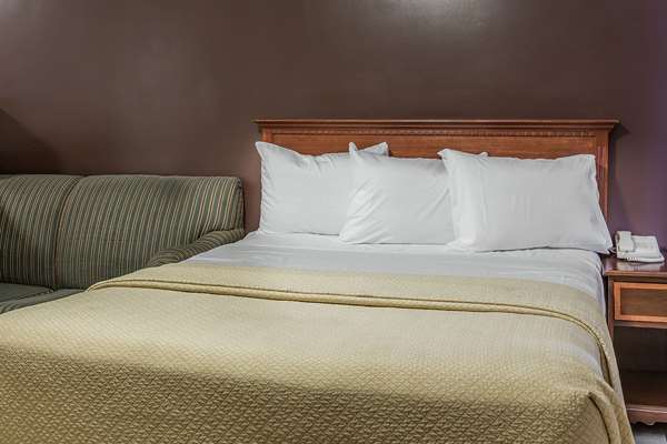  - Rodeway Inn Ventura