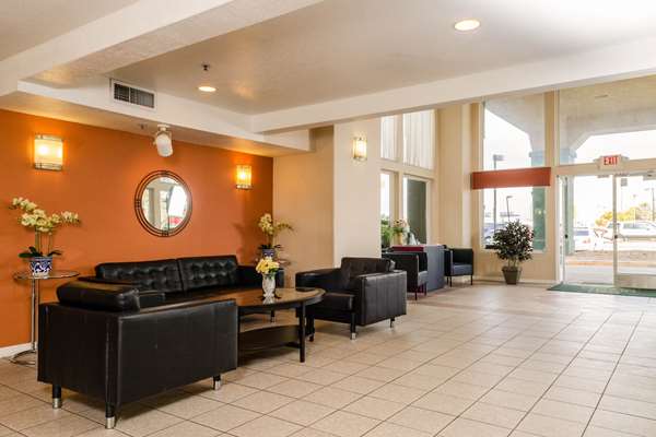  - Quality Inn & Suites Lathrop - I-5, Exit 462
