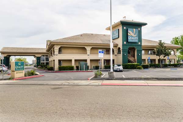 Exterior view - Quality Inn & Suites Lathrop - I-5, Exit 462