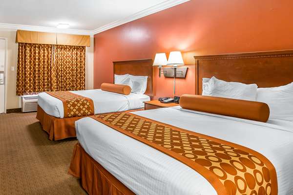  - Rodeway Inn & Suites Canyon Lake