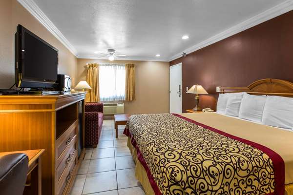 Suite - Rodeway Inn Cypress