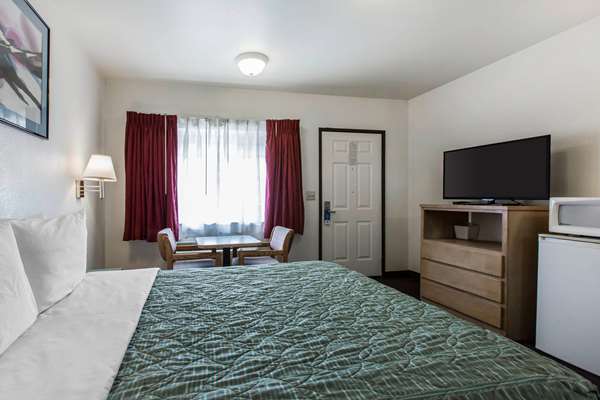  - Rodeway Inn Beaumont