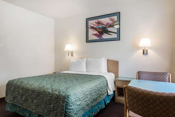  - Rodeway Inn Beaumont