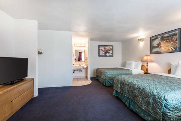  - Rodeway Inn Beaumont