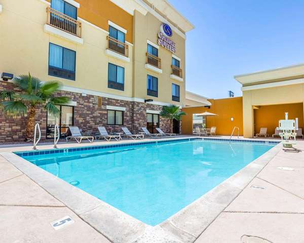 Pool - Comfort Suites Blythe - I-10, Exit 239