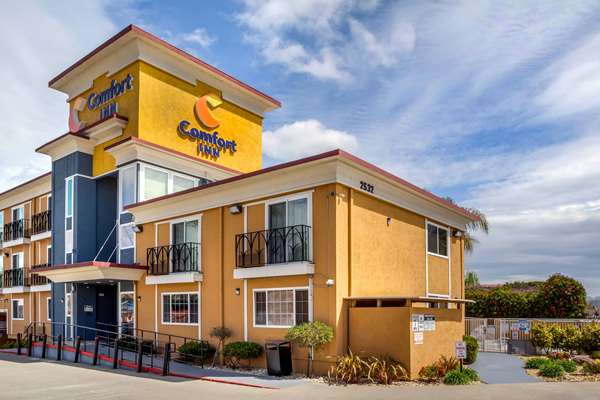 Exterior view - Comfort Inn Castro Valley