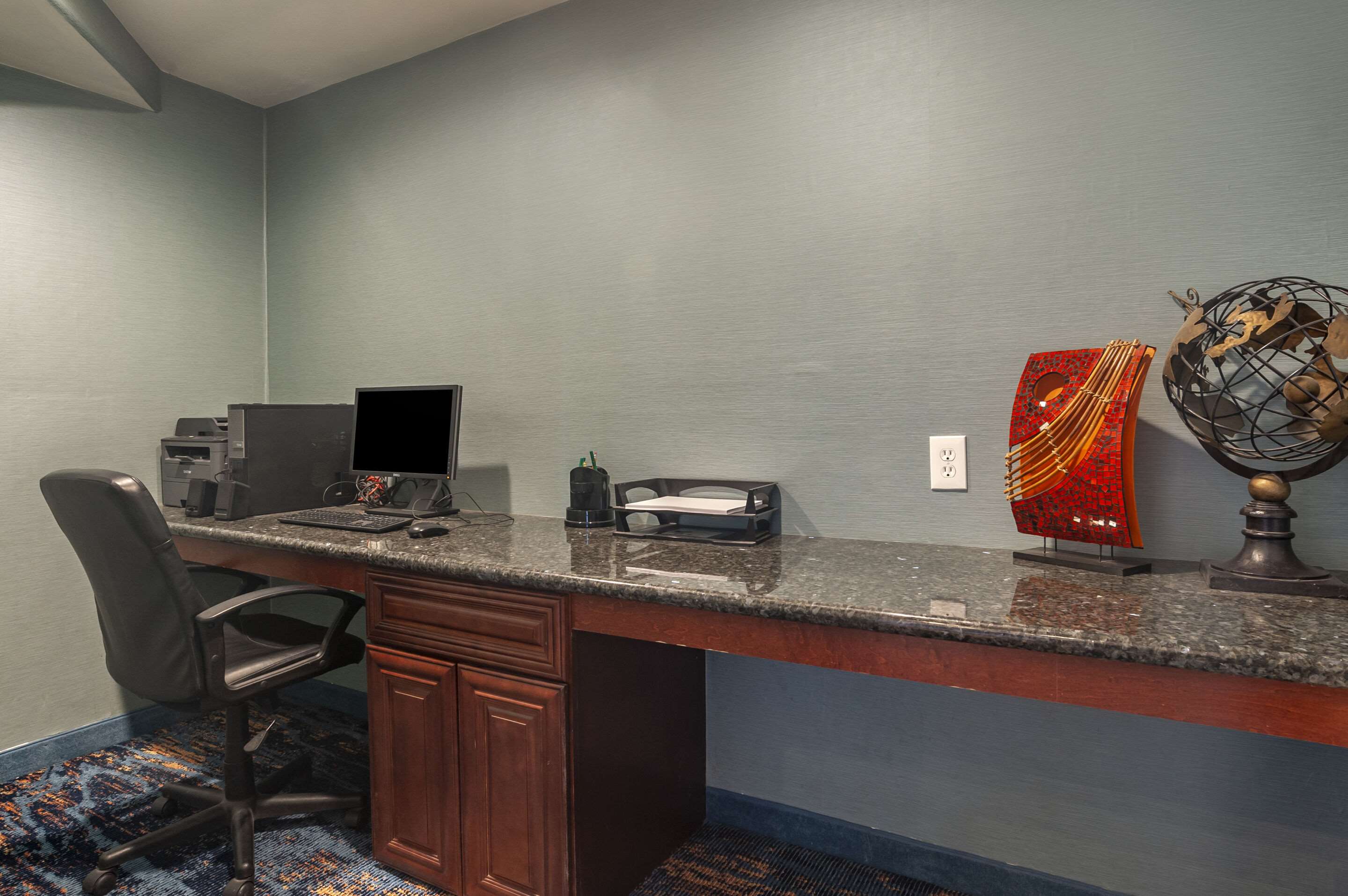 Computer in the lobby