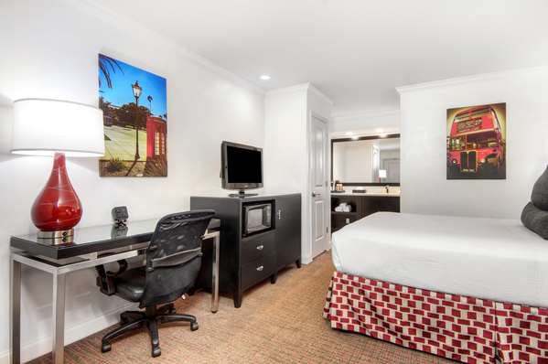  - Aggie Inn Davis - I-80, Exit 72