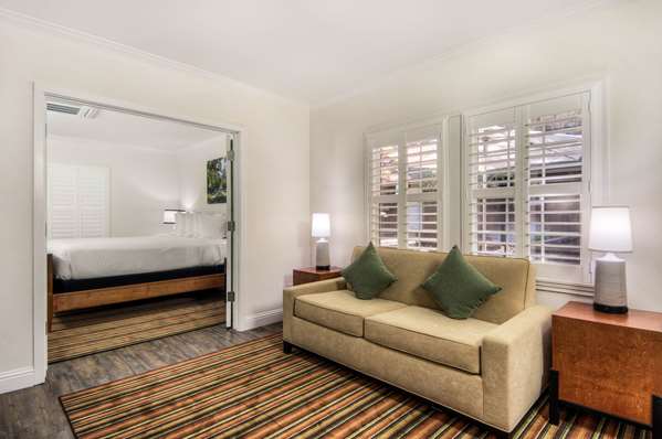 Suite - Aggie Inn Davis - I-80, Exit 72