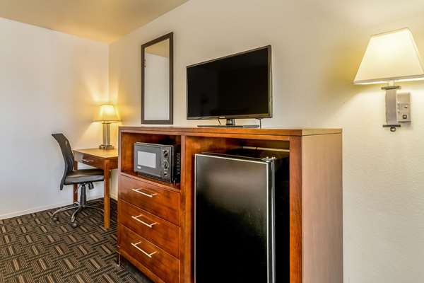  - Quality Inn North Fresno