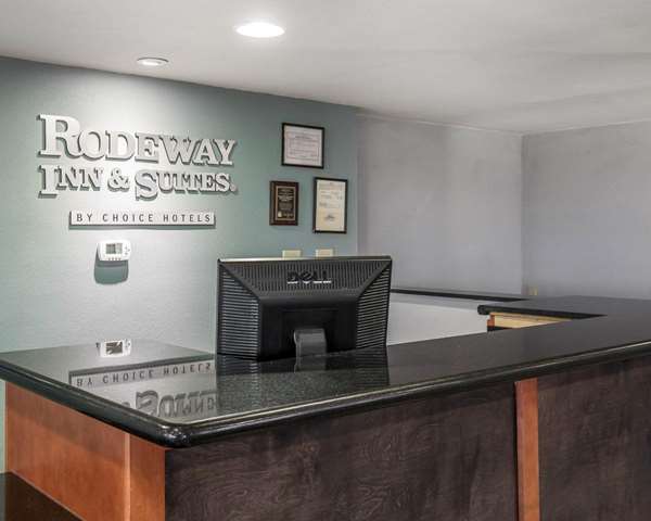  - Rodeway Inn & Suites Needles - I-40, Exit 142