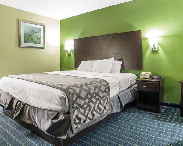  - Rodeway Inn & Suites Needles - I-40, Exit 142