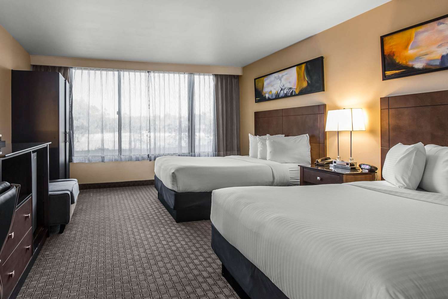 The Hills Hotel Laguna Hills, CA See Discounts