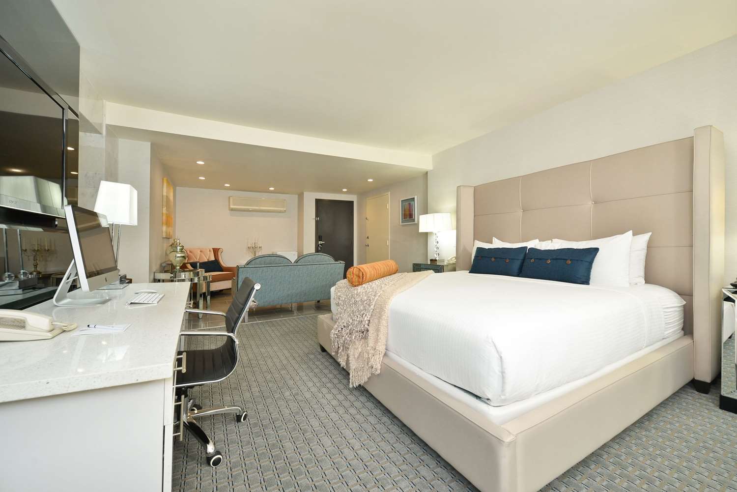 The Hills Hotel Laguna Hills, CA See Discounts