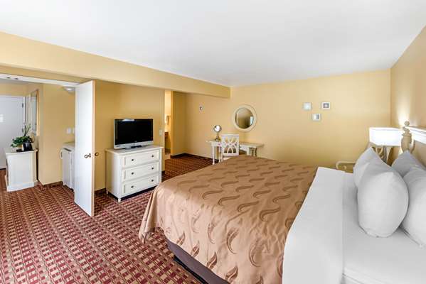 Suite - Quality Inn Capitola