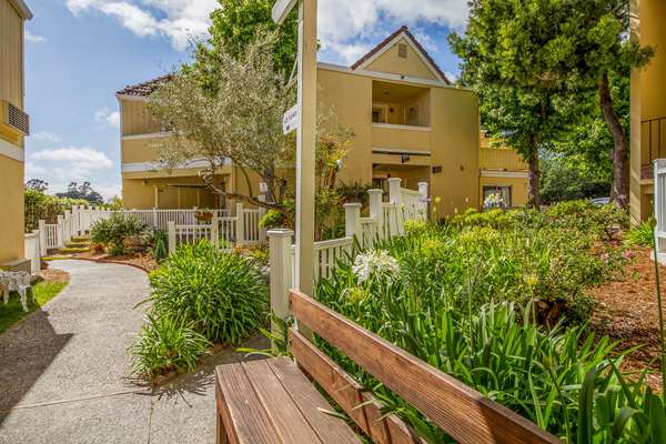 Exterior view - Quality Inn Capitola