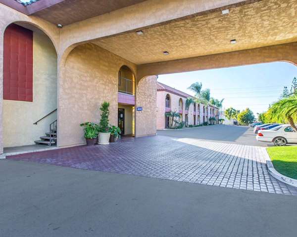 Exterior view - Rodeway Inn & Suites Colton