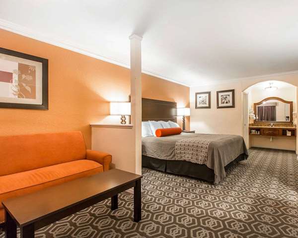 Suite - Rodeway Inn & Suites Colton