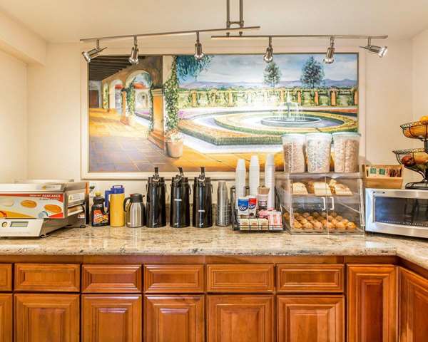 Amenities - Rodeway Inn & Suites Colton