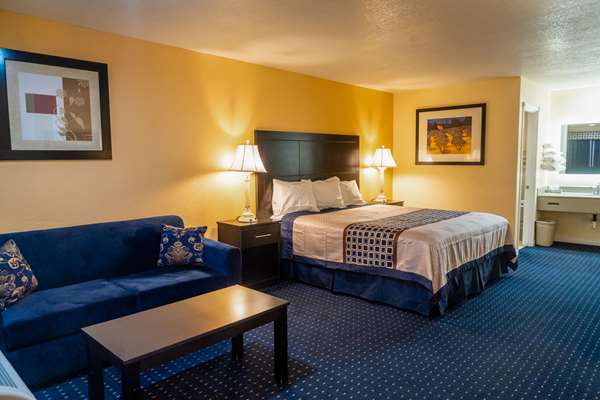  - Rodeway Inn & Suites Colton