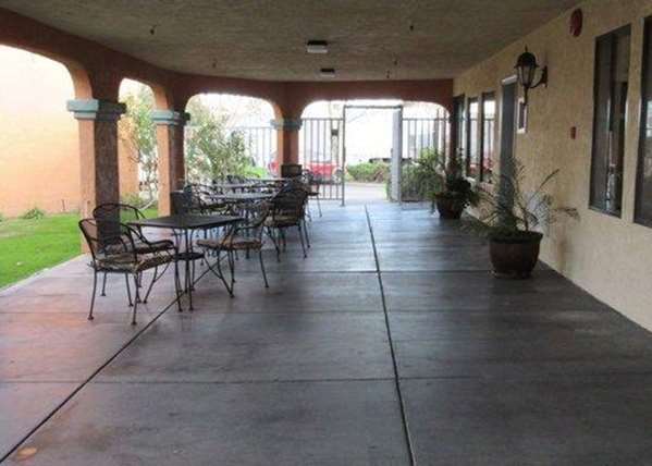  - Quality Inn Santa Nella - I-5, Exit 407