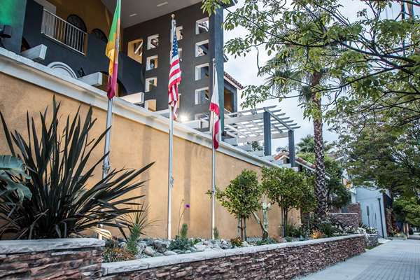 Exterior view - Tilt Hotel Universal Los Angeles