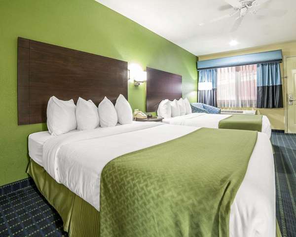  - Quality Inn Needles - I-40, Exit 142