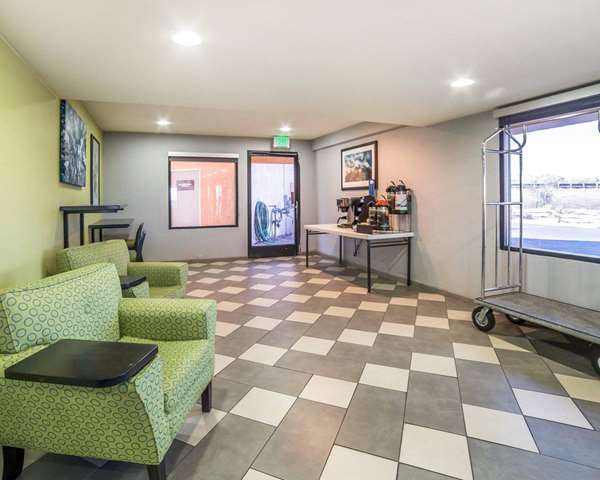  - Quality Inn Needles - I-40, Exit 142