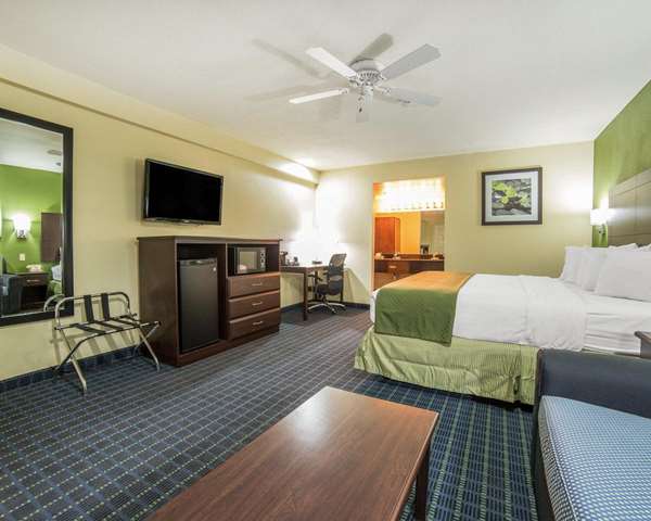  - Quality Inn Needles - I-40, Exit 142