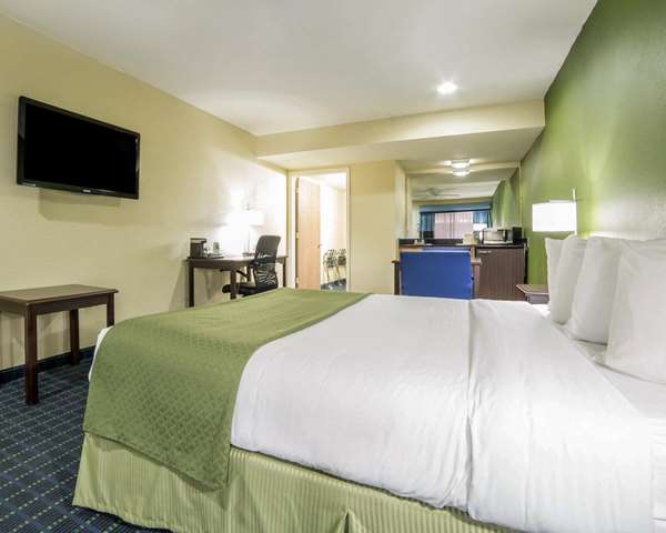 Suite - Quality Inn Needles - I-40, Exit 142